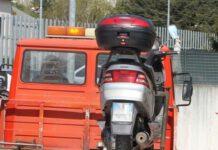 Incidente in Calabria, scooter contro palo, un morto ed un ferito