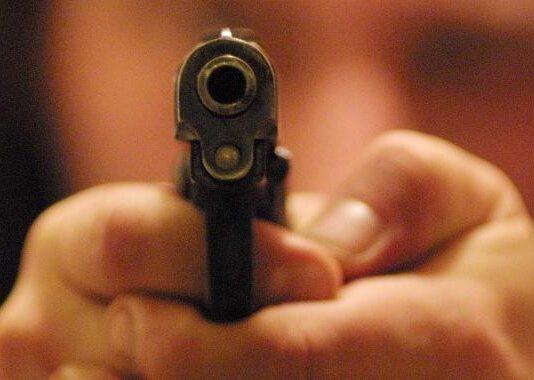 Ucciso a colpi di pistola, arrestato pensionato