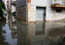 Rosarno la denuncia di cento cittadini: abbandonati in una fogna