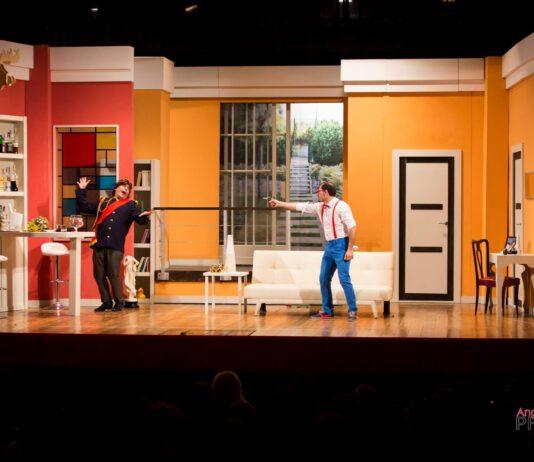 Sabato in scena “L’anatra all’arancia”