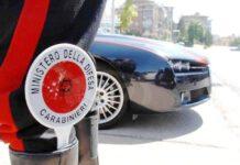 Sfuggono all’alt dei carabinieri, inseguiti e bloccati due pregiudicati