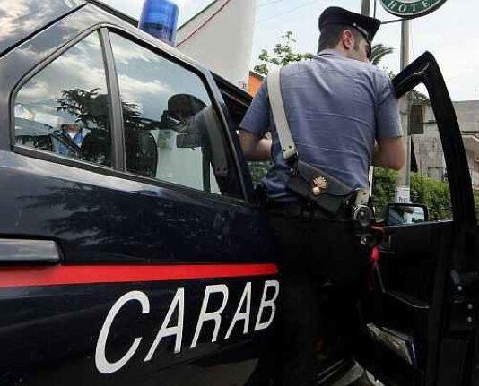 Sorpreso a rubare in scuola, arrestato 31enne
