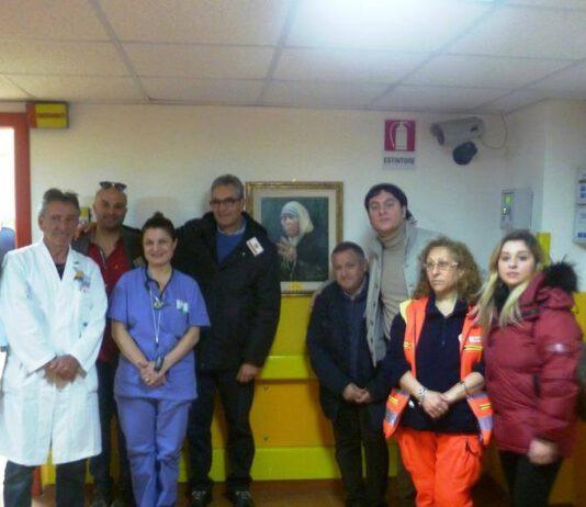 La Fidelitas dona al Pronto Soccorso di Rossano un quadro raffigurante Madre Teresa di Calcutta