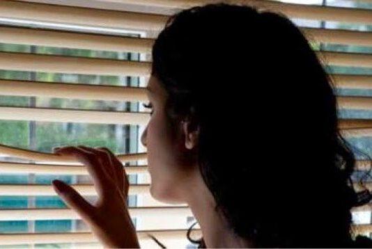 Perseguitava e minacciava donna, denunciato