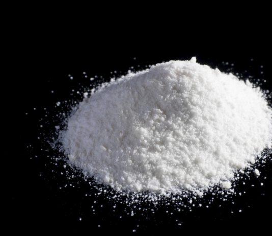 Fermato in auto con cocaina, arrestato