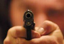 Tentato omicidio, uomo ferito da colpi di pistola