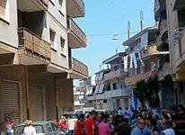 Centro accoglienza a Rosarno, protesta pacifica dei cittadini