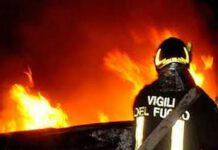 Pizzeria incendiata a Vibo nella notte