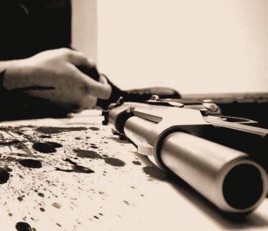 Sparatoria in pieno centro a Vibo, feriti due giovani