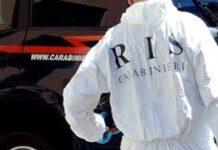 Calabria, cadavere trovato ai piedi di un palazzo, forse suicidio