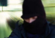 Paura a Reggio Calabria, uomo tenta rapina con siringa e taglierino in farmacia