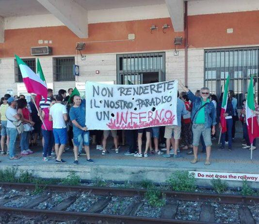 Protesta Nicotera-mare pulito- Occupata stazione di Rosarno