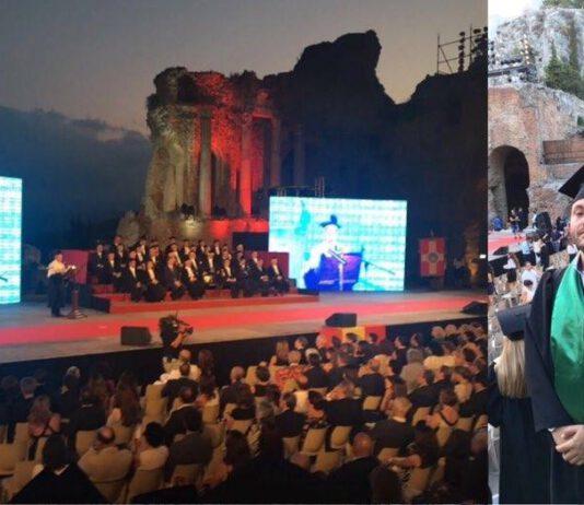 Cerimonia consegna diplomi laurea in stile Americano per Università di Messina. Presenti due ragazzi di Rosarno