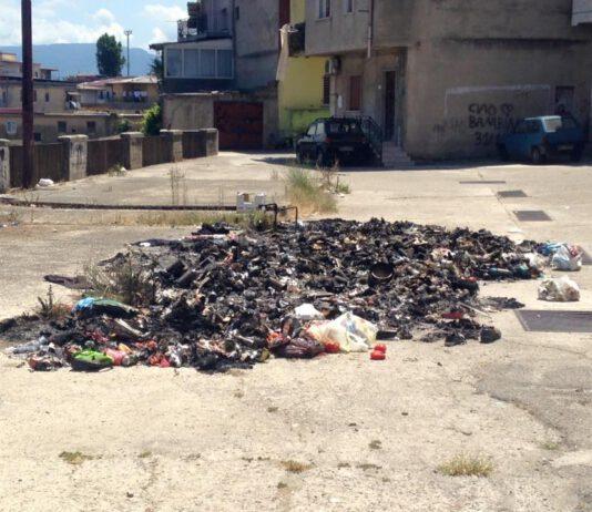 Rosarno emergenza rifiuti. Necessario intervento subitaneo per risolvere situazione insostenibile .
