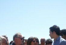 Cittadini di Nicotera uniti in spiaggia per la questione delle acque