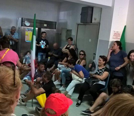 Protesta Nicotera, occupata sede ASP Vibo