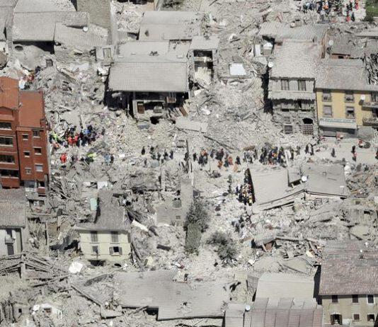 Chiedeva su web fondi per terremotati, arrestato 28enne a Reggio