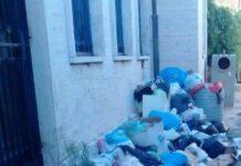 Rosarno, i cittadini segnalano ritardi nella raccolta rifiuti