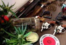 Sequestrato arsenale. Scoperti fucili, pistole e anche balestre