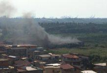 Rosarno, incendio in un capannone