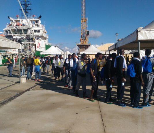 Nave Medici Senza Frontiere in arrivo a Reggio Calabria