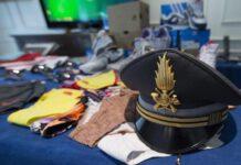 Capi contraffatti, denunciati 7 extracomunitari