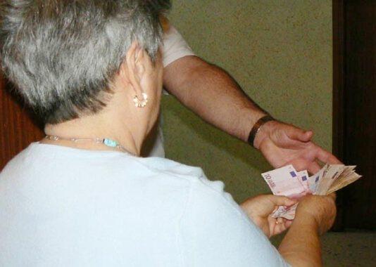 Si fingono separati per intascare assegno sociale, anziani denunciati per truffa aggravata