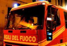 Forte esplosione nella notte, bomba in concessionaria a Reggio Calabria