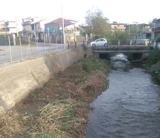 Gioia Tauro iniziati lavori di pulizia del fiume Budello