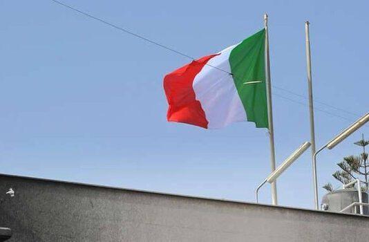 Autobomba vicino ambasciata italiana in Libia, due morti