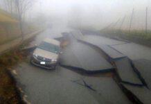 Maltempo Calabria, crolla strada