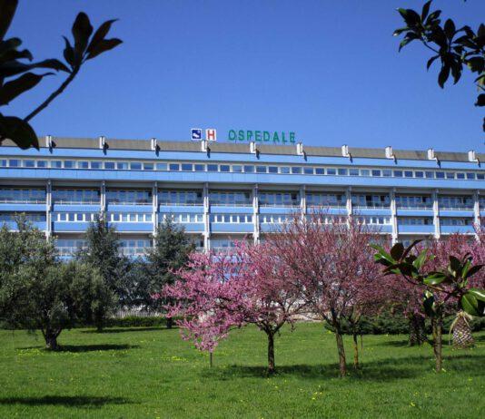 Asp Catanzaro, LAMEZIA, Eseguito un doppio espianto di cornea
