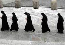 Il racconto di una ex suora:”La vita in convento era un inferno”