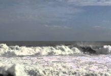 Calabria, donna tenta suicidio lanciandosi tra le onde