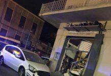 Bomba nella notte distrugge panificio