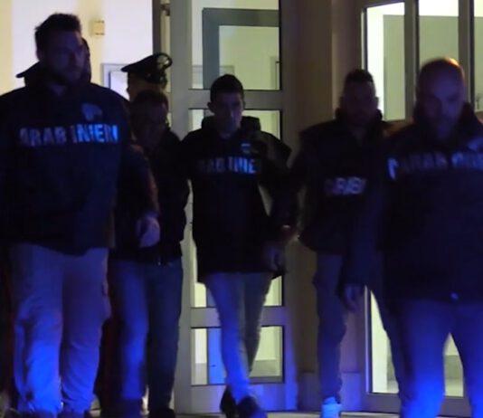 Fermato presunto assassino donna uccisa a coltellate in Calabria, si tratta del vicino