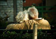 Dalla Calabria al Nord per “amore”, 71enne muore d’infarto su treno