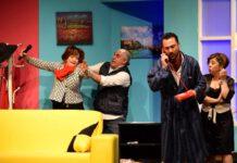 Successo per la commedia “Taxi a due piazze” della compagnia “Il Volo delle Comete” di Amantea