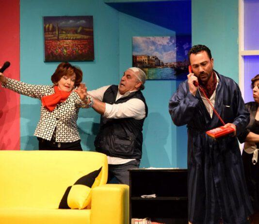 Successo per la commedia “Taxi a due piazze” della compagnia “Il Volo delle Comete” di Amantea