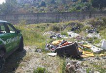 Non bonificano l’argine della Fiumara Calopinace dai rifiuti scaricati abusivamente. Tre persone nuovamente denunciate