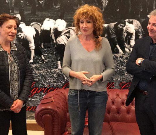 Cittanova, Fiorella Mannoia incontra i familiari delle vittime innocenti di ‘ndrangheta