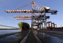 Porto di Gioia Tauro, Cgil, Cisl e Uil si schierano, senza tentennamenti, dalla parte dei lavoratori