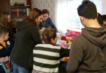 Reggio Calabria, CasaPound dona giocattoli ai bambini di Villa Betania