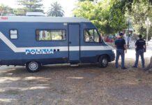 Sorpresi in flagranza mentre derubavano bar