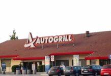 Parla la donna dimenticata dal marito motociclista: “Sono 24 ore che Carlo si scusa”