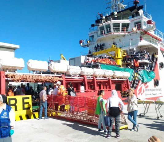 Ancora sbarchi in Calabria. A Reggio nave con 1045 migranti