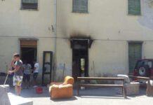 Incendiato portone sede gruppo scout