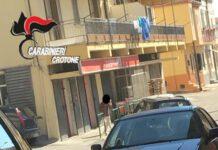 Al mare o dal parrucchiere anziché a lavoro, denunciata collaboratrice scolastica