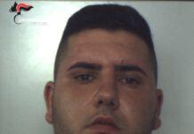 Rapina in un bar, arrestato 19enne