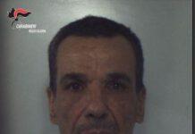 Picchia moglie in piazza con un bastone, arrestato uomo nel reggino